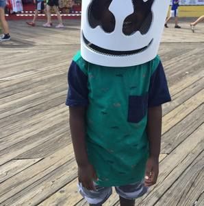 Meet your Posher, Tsion